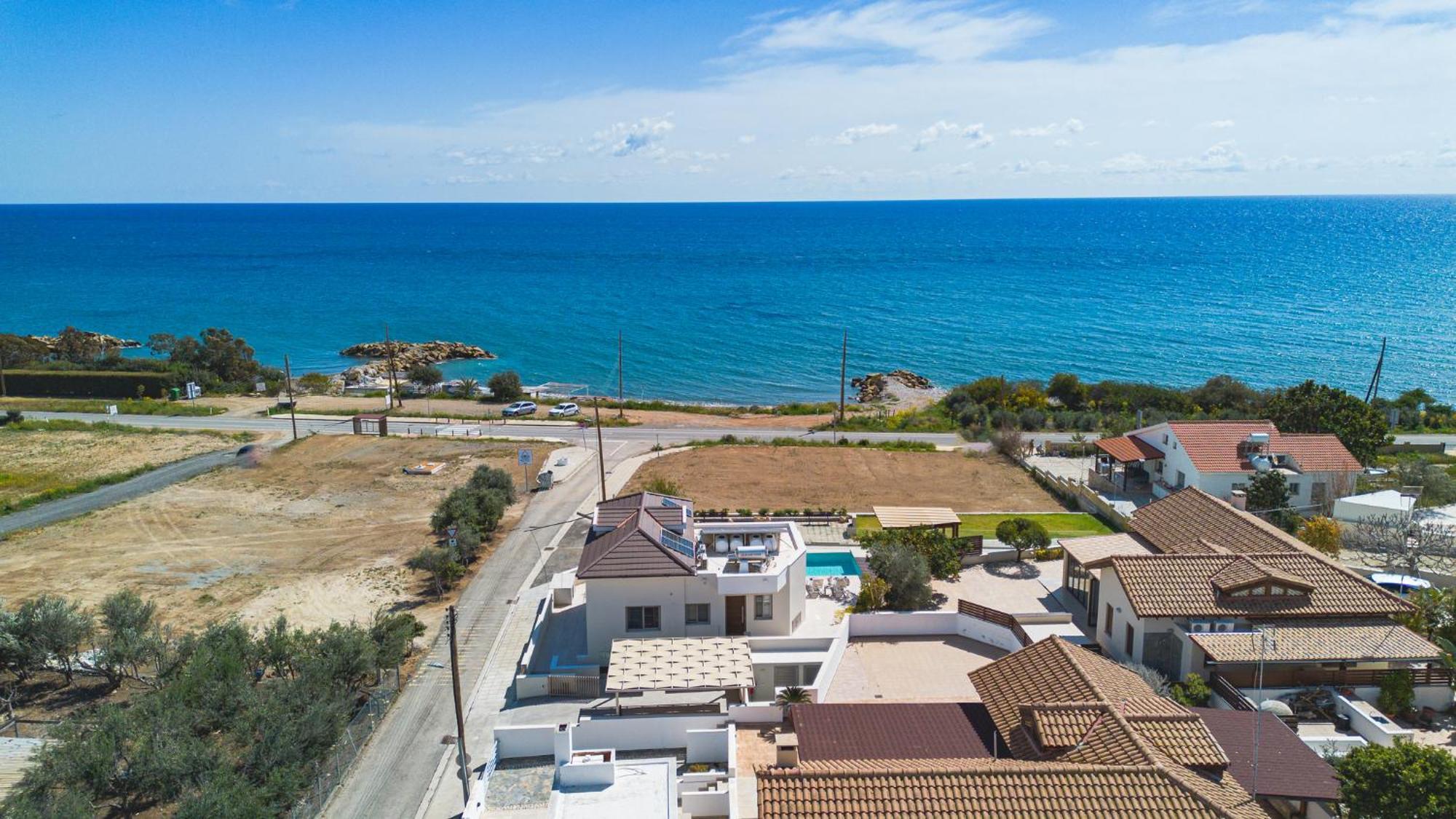 Villa Pacy Agios Theodoros Екстериор снимка