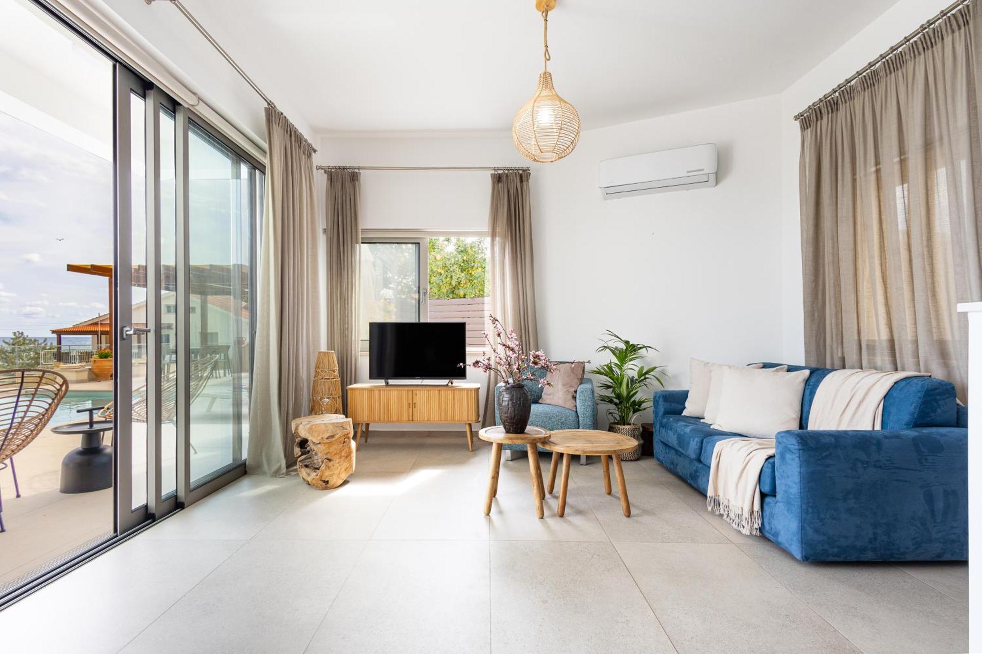 Villa Pacy Agios Theodoros Екстериор снимка